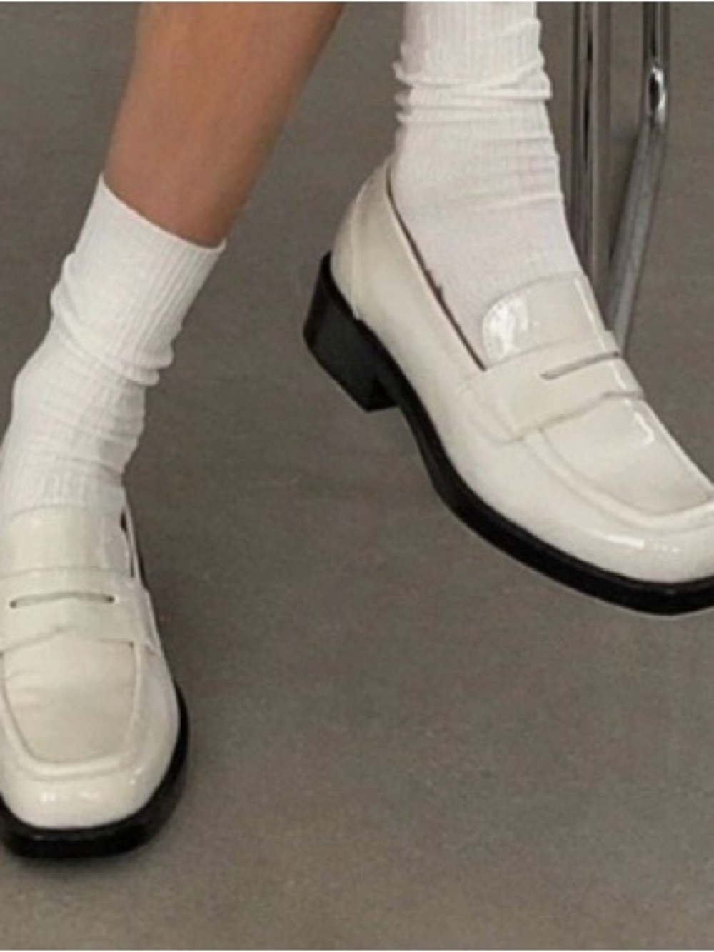 Jeffrey Campbell crinkle patent leather chunky loafers in ivory size 11 HTF - Picture 12 of 13